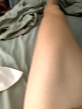 Snapshot of Ergenna03 chatting on September 25, 8:41 pm Ergenna03 online show from September 25, 8:41 pm