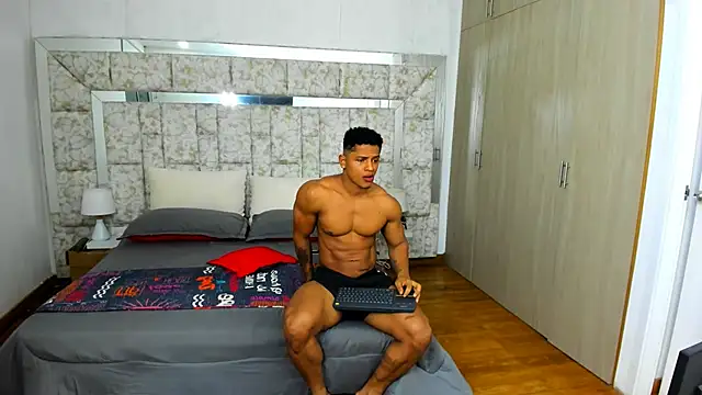 markustheroy333 online show from November 5, 11:51 pm