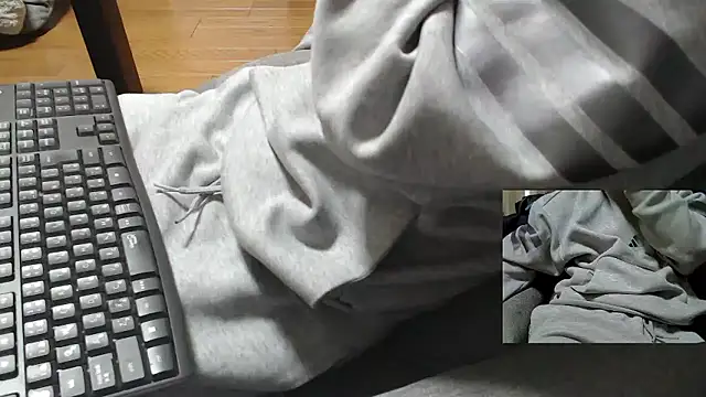 Yasu2000 online show from January 7, 3:44 am