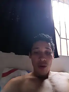 RuiMaddoox online show from October 29, 7:28 pm