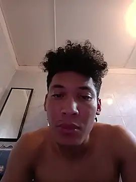 RuiMaddoox online show from January 5, 5:27 pm