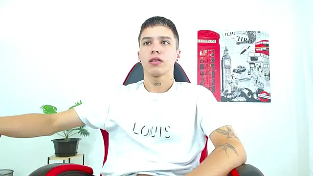 Snapshot of Cumandres18 chatting on September 25, 2:27 pm Cumandres18 online show from September 25, 2:27 pm