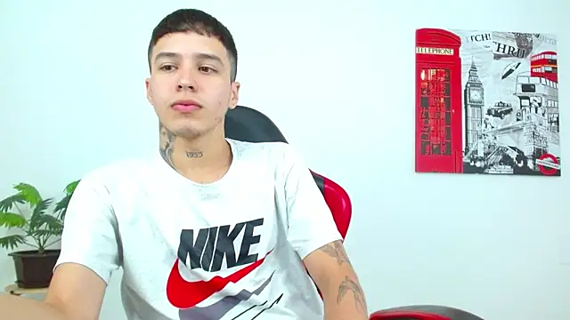 Cumandres18 online show from March 12, 3:09 pm