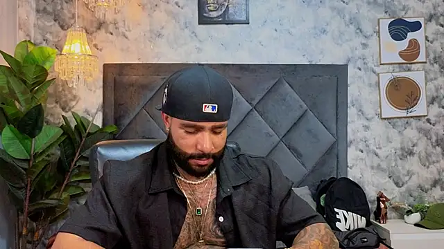 Apolo rousse1 online show from November 19, 11:04 pm