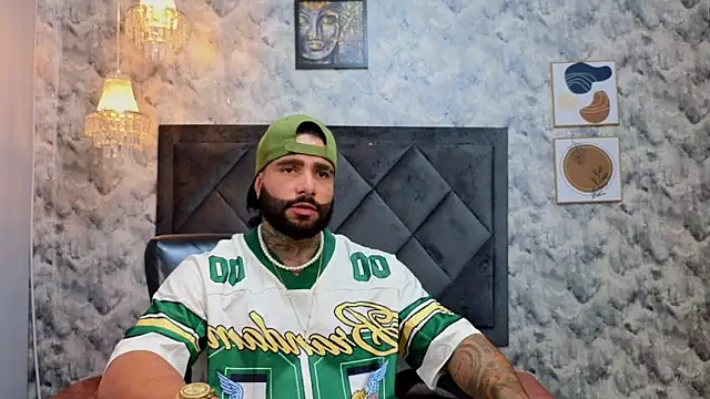 Apolo rousse1 online show from November 24, 8:32 pm