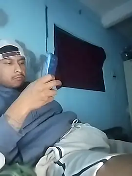 Snapshot of negromaussm chatting on October 19, 10:40 am negromaussm online show from October 19, 10:40 am