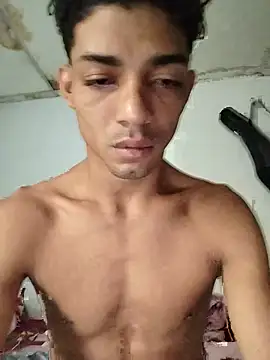 Brayanellatino online show from August 3, 11:49 am