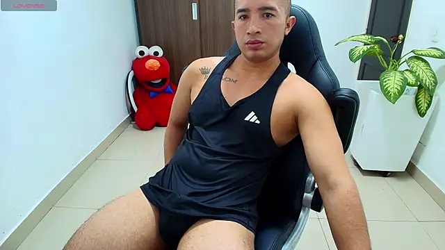 sebastian oconnor77 online show from September 30, 1:25 pm