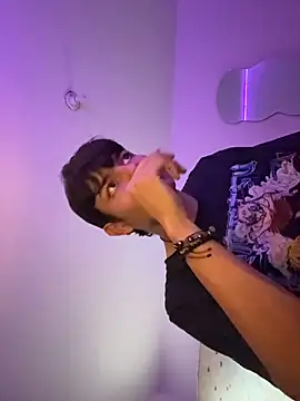 alandelrey57 online show from December 21, 10:40 pm