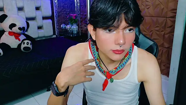 Snapshot of alandelrey57 chatting on October 17, 10:14 pm alandelrey57 online show from October 17, 10:14 pm