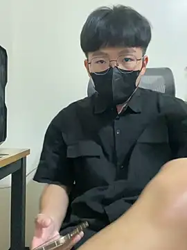 Allen20y online show from July 2, 12:55 pm
