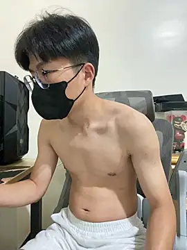 Allen20y online show from July 11, 3:47 pm