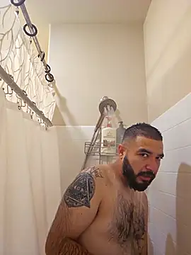 Snapshot of Lb228w chatting on September 13, 5:25 pm Lb228w online show from September 13, 5:25 pm