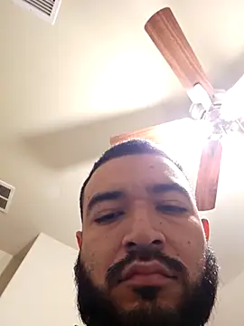 Snapshot of Lb228w chatting on October 9, 2:33 pm Lb228w online show from October 9, 2:33 pm