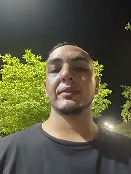 Snapshot of Alejand276765 chatting on October 11, 1:42 am Alejand276765 online show from October 11, 1:42 am