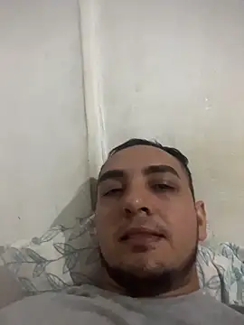 Snapshot of Alejand276765 chatting on October 22, 10:57 pm Alejand276765 online show from October 22, 10:57 pm