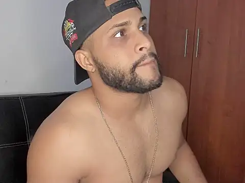 Pier Simons online show from October 4, 6:51 am