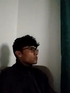 eztivenxb online show from June 9, 1:40 am
