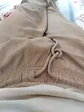 zorhotty online show from July 18, 7:47 am