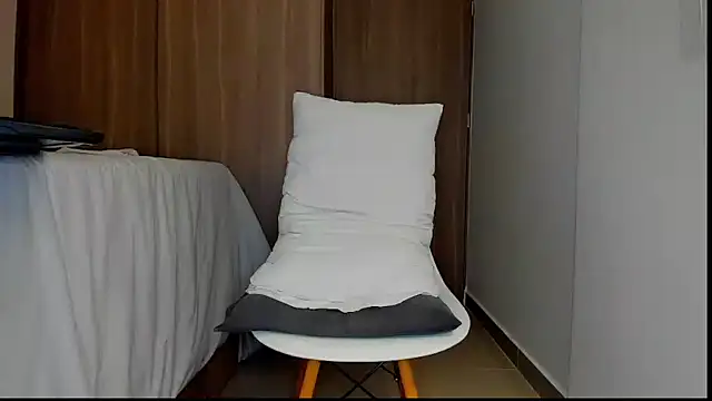 Alphapulsex online show from January 19, 2:30 pm