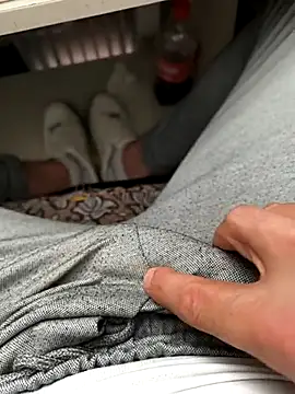 Snapshot of Ersin_meral chatting on September 16, 8:48 am Ersin meral online show from September 16, 8:48 am