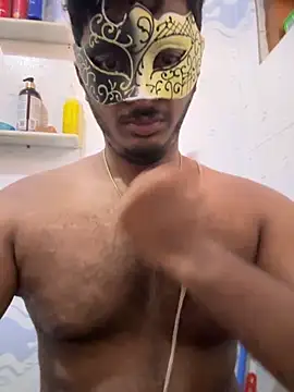 Snapshot of VVcouple chatting on October 25, 2:13 am VVcouple online show from October 25, 2:13 am