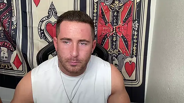 brettmycles28 online show from December 2, 10:46 pm