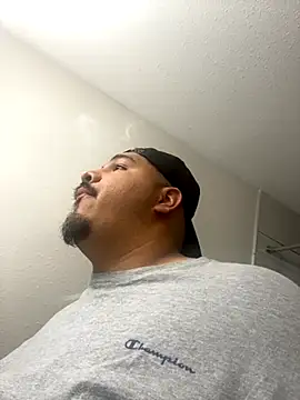 uli2bad online show from November 26, 12:35 am