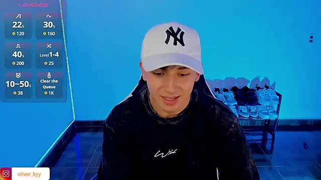 Snapshot of Casper___kyy chatting on September 8, 11:04 pm Casper   kyy online show from September 8, 11:04 pm