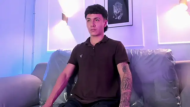 Leo santoro online show from April 9, 1:39 pm