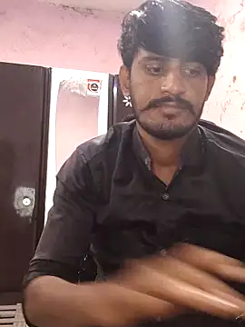 Snapshot of krishjaat43 chatting on October 26, 6:26 am krishjaat43 online show from October 26, 6:26 am