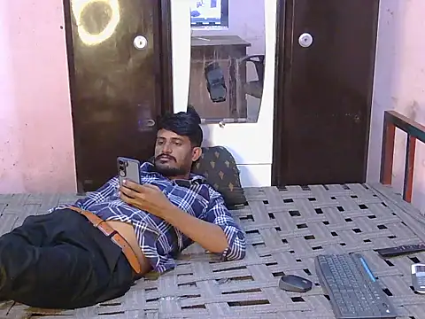 krishjaat43 online show from July 17, 4:02 pm