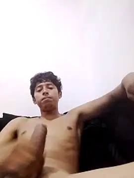 Eduardo 20cm online show from May 24, 3:18 pm