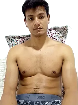 Snapshot of Valois2025 chatting on October 4, 4:50 am Valois2025 online show from October 4, 4:50 am