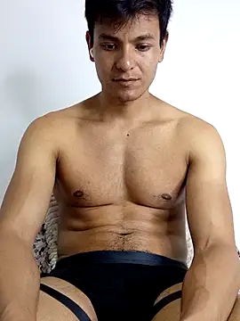 Snapshot of Valois2025 chatting on October 11, 2:37 am Valois2025 online show from October 11, 2:37 am