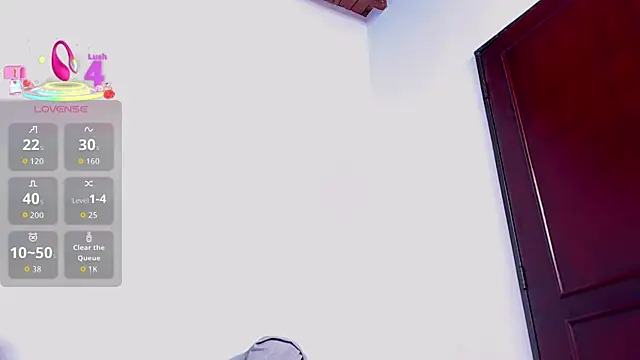 Troyy lee1 online show from September 15, 3:13 pm