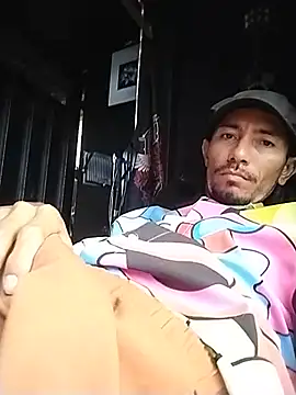 Danielcora online show from June 20, 6:57 pm