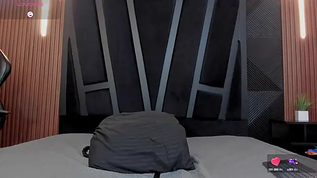 Snapshot of marco_garciia_ chatting on October 7, 11:31 pm marco garciia  online show from October 7, 11:31 pm