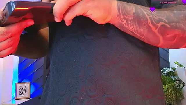 marco garciia  online show from March 2, 11:23 pm