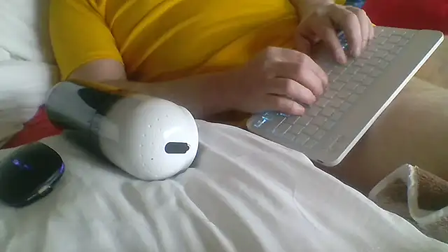 hnhgay online show from June 14, 1:02 pm