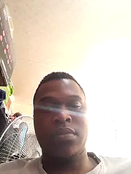 Moet Chandon online show from September 25, 1:43 pm