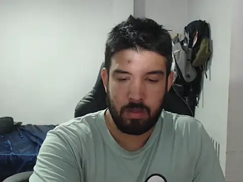 Snapshot of Axel11113 chatting on September 10, 3:27 am Axel11113 online show from September 10, 3:27 am