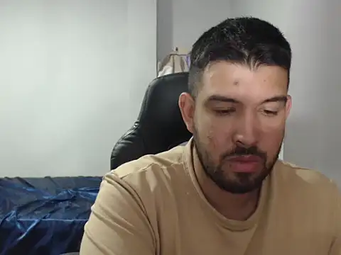 Snapshot of Axel11113 chatting on September 22, 7:08 am Axel11113 online show from September 22, 7:08 am