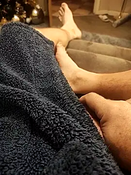 hubbyfun19 online show from November 29, 7:10 am