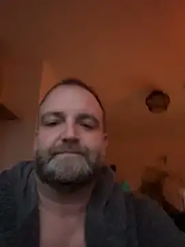 Snapshot of Dilfcam101 chatting on October 21, 6:27 am Dilfcam101 online show from October 21, 6:27 am