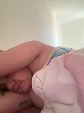 michael877675 online show from October 1, 4:11 pm