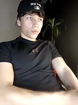 Logan sixxer online show from November 8, 4:37 am