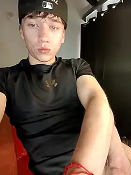 Snapshot of Logan_sixxer chatting on October 8, 9:08 pm Logan sixxer online show from October 8, 9:08 pm