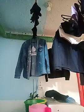 AlexandBoyGirl online show from June 20, 1:49 pm
