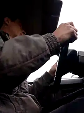 N i k o l a u online show from April 20, 1:02 pm